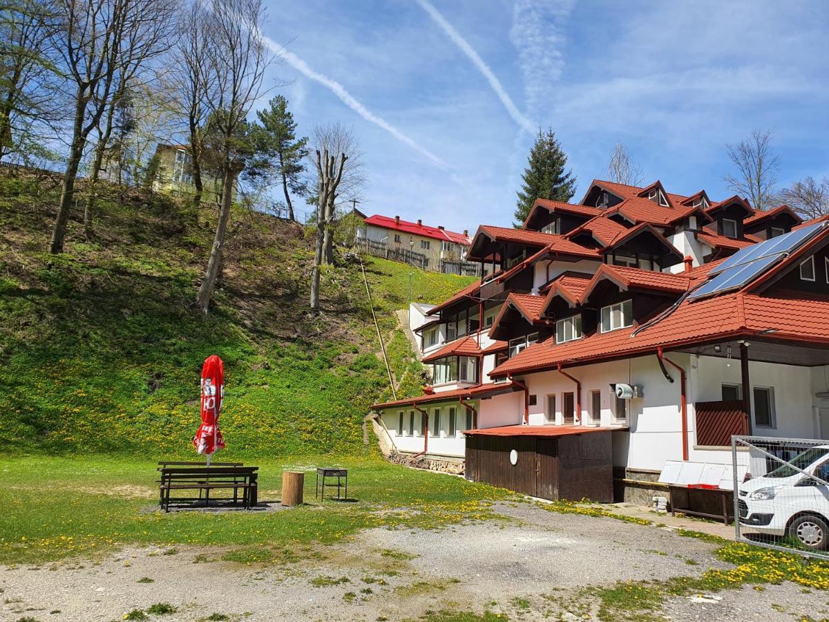 Cristal Sinaia Hotel Exterior foto